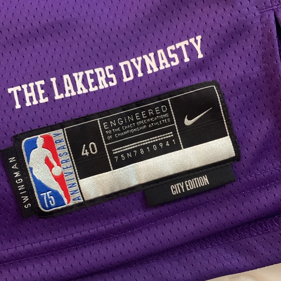 Nike NBA Los Angeles Lakers City Edition Lebron James 6 Dri-FIT Swingman Jersey - Picture 2 of 7